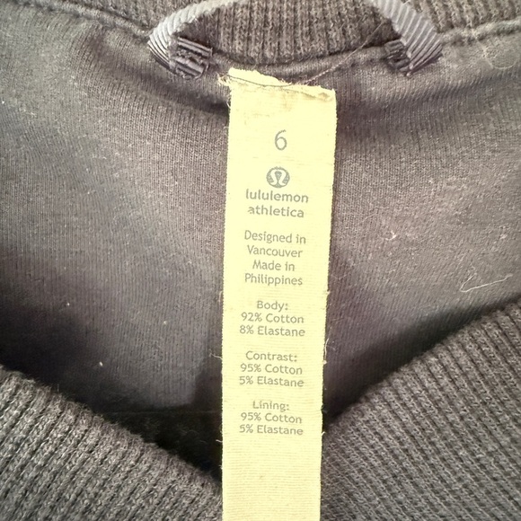 Lululemon Coast Wrap - Picture 2 of 7